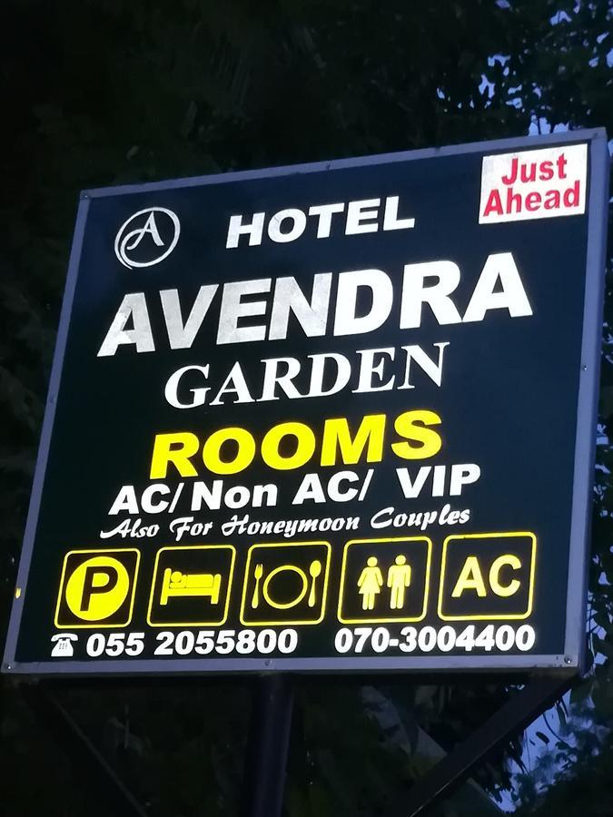 Avendra Garden Hotell Monaragala Exteriör bild